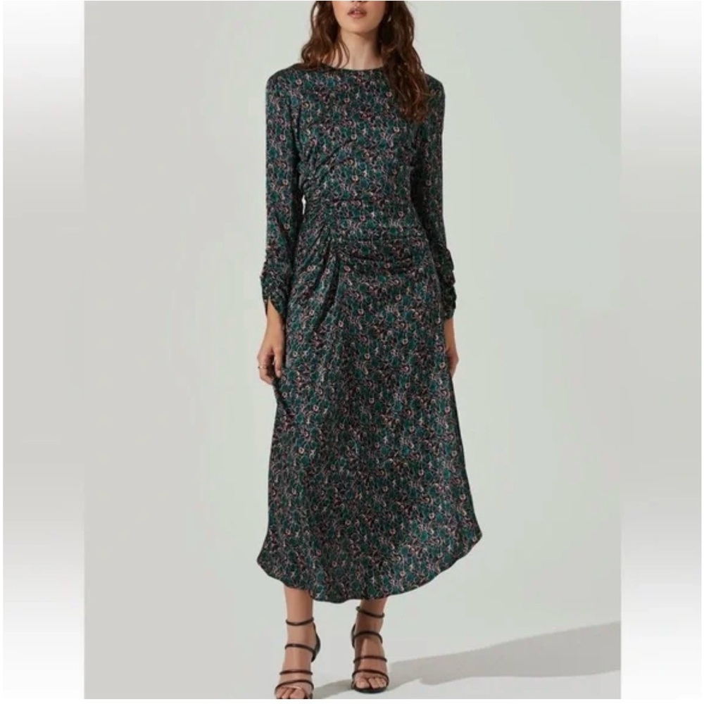Astr Multicolor Floral Long Sleeve Dress